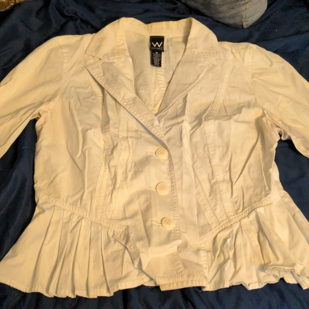 White Jacket - Picture 2 of 4
